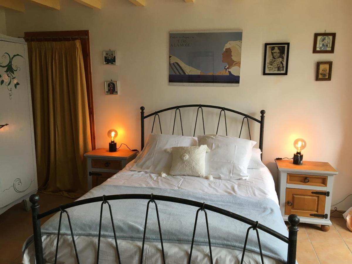 Bouges  A L Epoque B&B 외부 사진